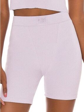 Winter Muse LNGE Rib Short in Lilac